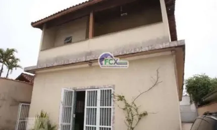 Casa para Venda em Praia Grande, Maracanã, 7 dormitórios, 7 suítes, 2 banheiros, 10 vagas