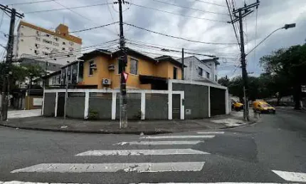 Casa com 3 dormitórios para alugar, 177 m² - Embaré - Santos/SP
