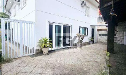 Casa com 4 dormitórios à venda, 328 m² por R$ 1.800.000,00 - Centro - São Vicente/SP