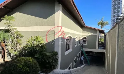 Sobrado com 4 dormitórios à venda, 300 m² por R$ 1.990.000,00 - Vila Sônia - São Paulo/SP