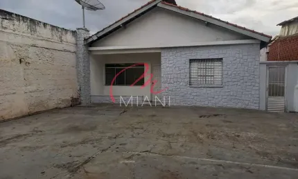Casa térrea comercial próximo ao CEAGESP de 218 metros de terreno e 105 metros de área construída c