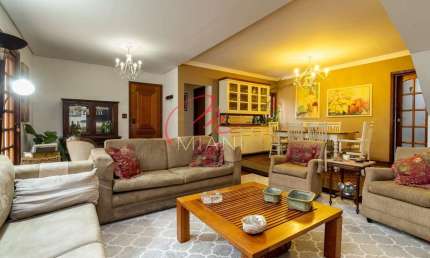 Casa dos Sonhos à Venda no Jardim das Vertentes – Conforto, Espaço e Localização Privilegiada!
