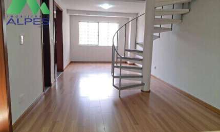 Sobrado com 3 dormitórios à venda, 145 m² por R$ 590.000,00 - Xaxim - Curitiba/PR