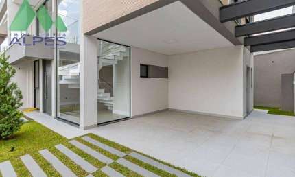 AFONSO PENA TRIPLEX DE FRENTE PARA RUA EXCELENTE PADRÃO DE ACABAMENTO