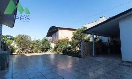 Casa com 3 quartos à venda na Rua Rogério Xavier Rocha Loures, 480, Pinheirinho, Curitiba