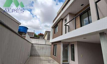 Sobrado com 3 dormitórios à venda, 166 m² por R$ 829.000,00 - Xaxim - Curitiba/PR