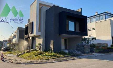 Sobrado à venda, 243 m² por R$ 1.535.000,00 - Boa Vista - Curitiba/PR