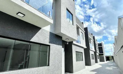 Sobrado com 2 dormitórios à venda, 70 m² por R$ 429.900,00 - Alto Boqueirão - Curitiba/PR