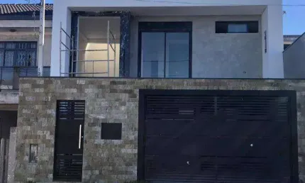 Sobrado com 3 dormitórios à venda, 143 m² por r$ 699.000,00 - pinheirinho - curitiba/pr