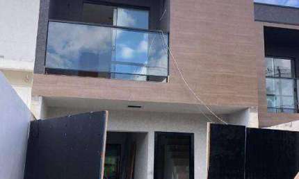 Sobrado com 3 dormitórios à venda, 86 m² por R$ 470.000,00 - Alto Boqueirão - Curitiba/PR