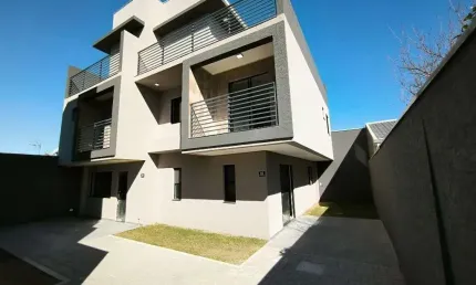 Sobrado com 3 dormitórios à venda, 105 m² por r$ 650.000,00 - pinheirinho - curitiba/pr