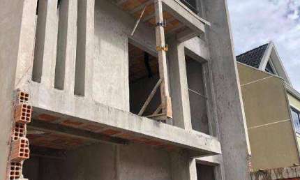 Sobrado com 3 dormitórios à venda, 150 m² por R$ 1.100.000,00 - Portão - Curitiba/PR