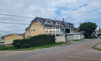Casa Sobrado,  4 Quartos,  3 Vagas, a Venda, no Bairro Xaxim, em Curitiba. REbrokers