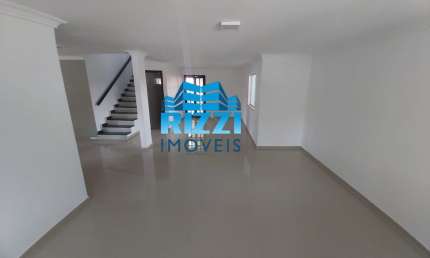 Maravilhosa Casa com 600m² - Condomínio Bosque dos Esquilos / Anil