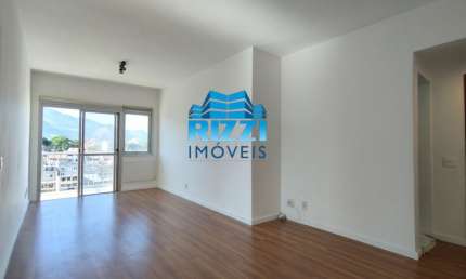 Excelente apartamento com 02 Quartos (01 suíte) na Estrada do Capenha