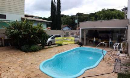 Lindo Sobrado à venda 3 Dormitórios Todas Suítes Com Ótima Localização Bairro Jardim Santa Adelaide