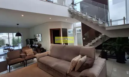 Lindo Sobrado à venda 4 Dormitorios 2 Suites , Escritorio , 5 Vagas , Condominio  Residencial Bosqu