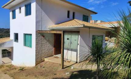 Casa em Condomínio para Locação em Lagoa Santa, Condomínio Condados da Lagoa, 4 dormitórios, 1 suíte, 2 banheiros, 4 vagas