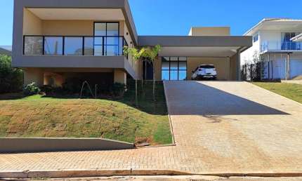Casa em Condomínio para Locação em Lagoa Santa, Sonho Verde, 4 dormitórios, 2 suítes, 4 banheiros, 4 vagas