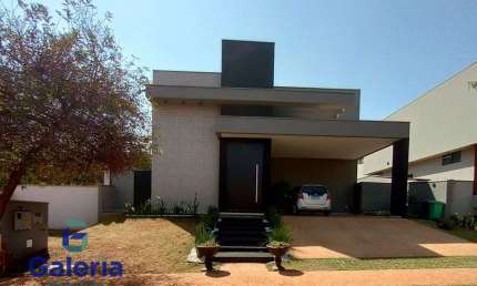 Casa de Condominio com 3 suites a venda, 250m2 - Alphaville