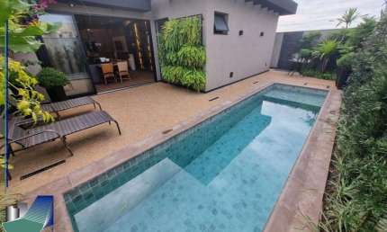 Casa de Condominio com 3 suites a venda, 250m2  - Alto do Castelo