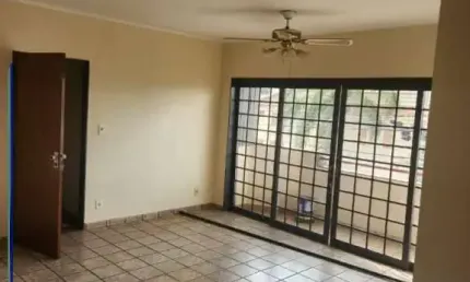 Apartamento à Venda no Jardim Irajá 3 quartos sendo 1 suíte com sacada - Ribeirão Preto