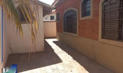 Casa com 4 quartos para alugar na Avenida Talita Regazzini Verçosa, 406, Ribeirânia, Ribeirão Preto