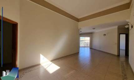 Casa comercial para Locacao no Ribeirania - Ribeirao Preto