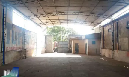 SALAO para Locacao JARDIM SALGADO FILHO, RIBEIRAO PRETO 1 sala, 2 banheiros 360,00 M2 construida, 360,00 M2 util R$ 2.500,00