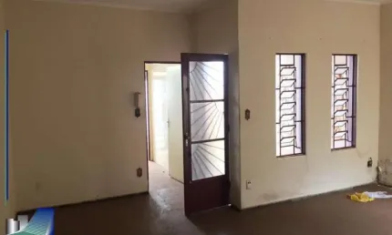 Casa Comercial com 3 quartos para alugar,99m2- Jardim Iraja