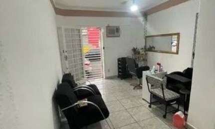 Casa Comercial com 4 salas para alugar, 174m2 - Vila Tiberio