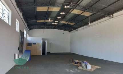 Salao Comercial para alugar, 220m2 - Parque Sao Sebastiao