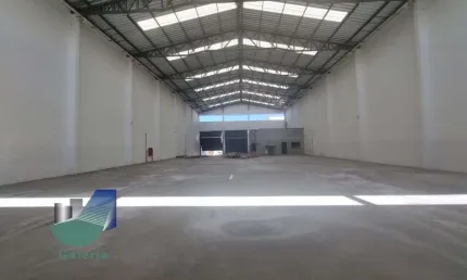 Galpão Comercial para alugar, 1276m² - Jardim Joquei Clube