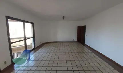 Apartametno com 3 quartos para alugar, 112m² - Centro