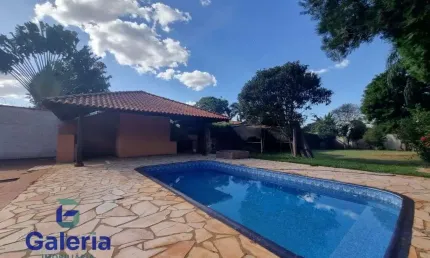Casa residencial com 3 quartos para alugar, 322m² - Recreio das Acácias