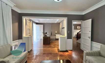 Casa Comercial com 11 salas para alugar, 880m2 - Centro