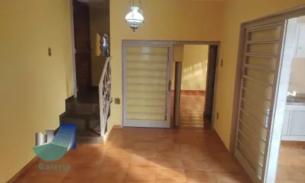 Casa Sobrado residencial com 3 quartos para alugar, 190m2 - Vila Tiberio