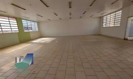 Predio Comercial com 28 salas para alugar, 2500m2 - Centro