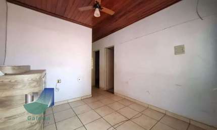 Casa com 2 quartos para alugar, 109m2 - Alexandre Balbo