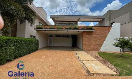 Casa   de condominio com 3 quartos a venda, 220 m2 - Vila do Golf