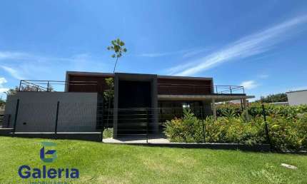 Luxuosa casa de 5 suites no Condominio Alphaville em Ribeirao Preto