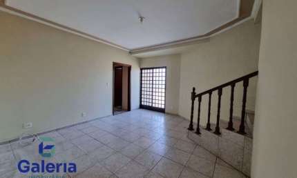 Casa Residencial com 4 quartos para alugar, 181m2 - Sumarezinho