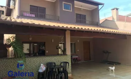 Casa Residencial com 2 suítes à venda, 200m² - Residencial Greenville