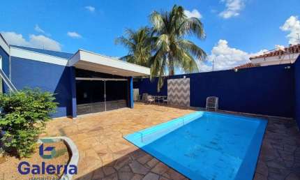 Casa residencial com 4 quartos para alugar, 325m2 - Alto da Boa Vista