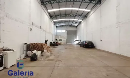Galpão comercial para alugar, 330m² - Jardim Joquei Clube