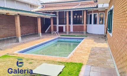Casa comercial com 5 quartos para alugar, 585m2 - Alto da Boa Vista