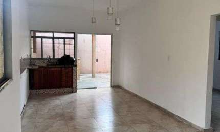 Casa residencial com 2 quartos para alugar, 150m2 - Campos Elisios