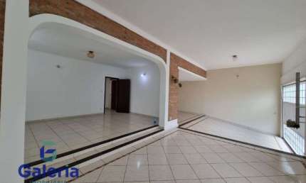 Casa residencial com 3 quartos para alugar, 139m2 - Jardim Recreio