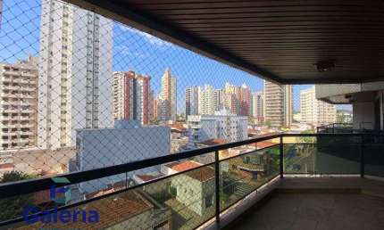 Apartamento com 3 quartos para alugar, 167m2- Centro