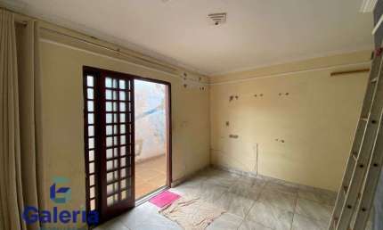 Apartamento sobre loja com 2 quartos para alugar, 153m2- Vila Virginia